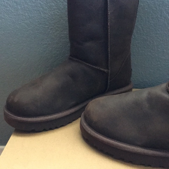 New w classic short leather ugg boot - Picture 10 of 13